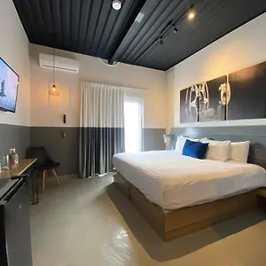 Next Hotel